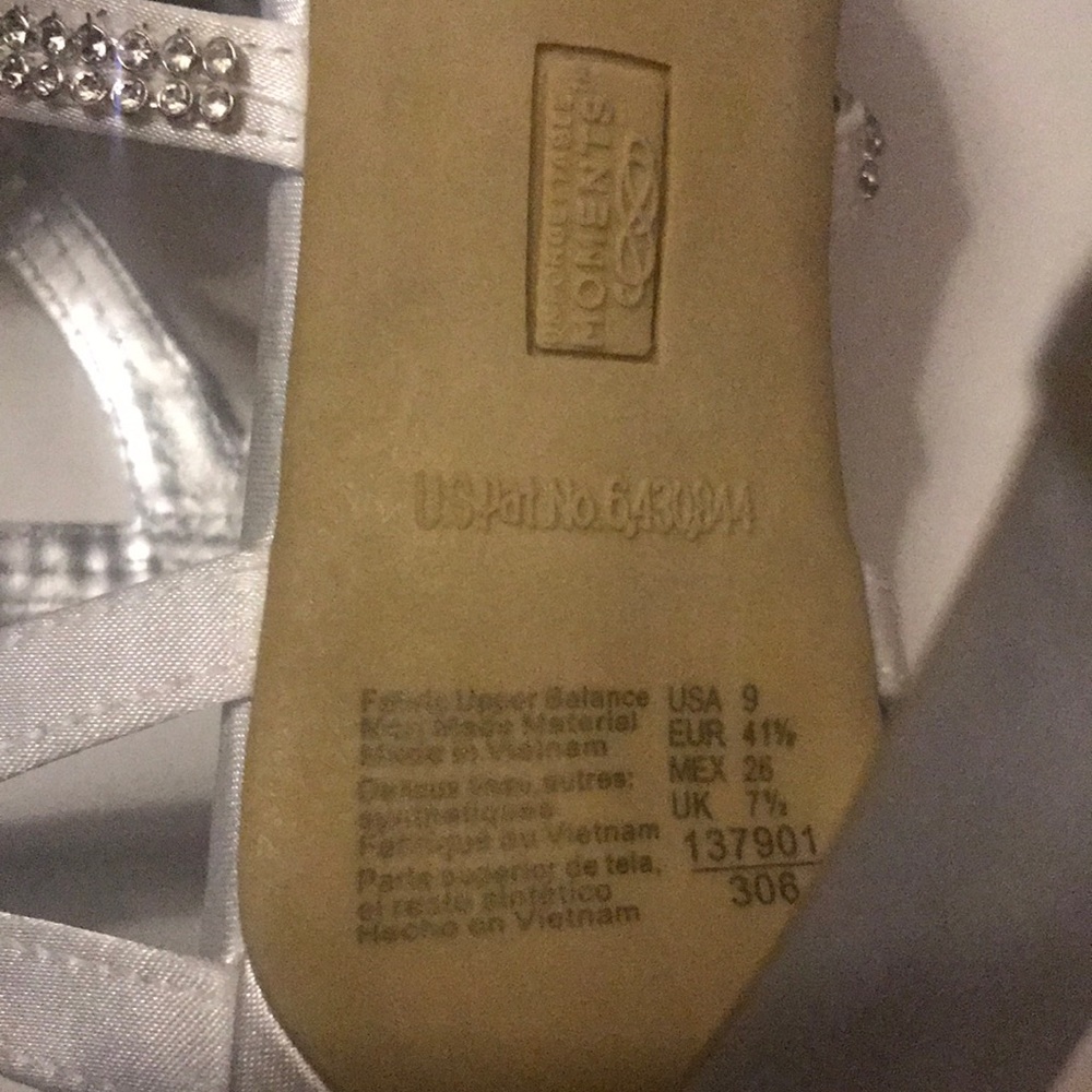 Beautiful Crystal Slingbacks - Picture 7 of 7